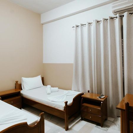 Hotel Lunxheria Gjirokaster Ngoại thất bức ảnh