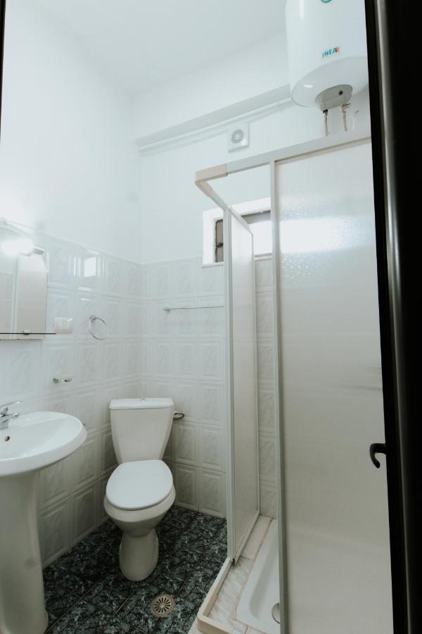 Hotel Lunxheria Gjirokaster Ngoại thất bức ảnh
