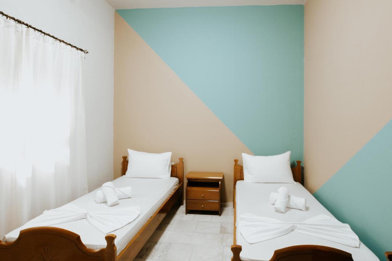 Hotel Lunxheria Gjirokaster Ngoại thất bức ảnh