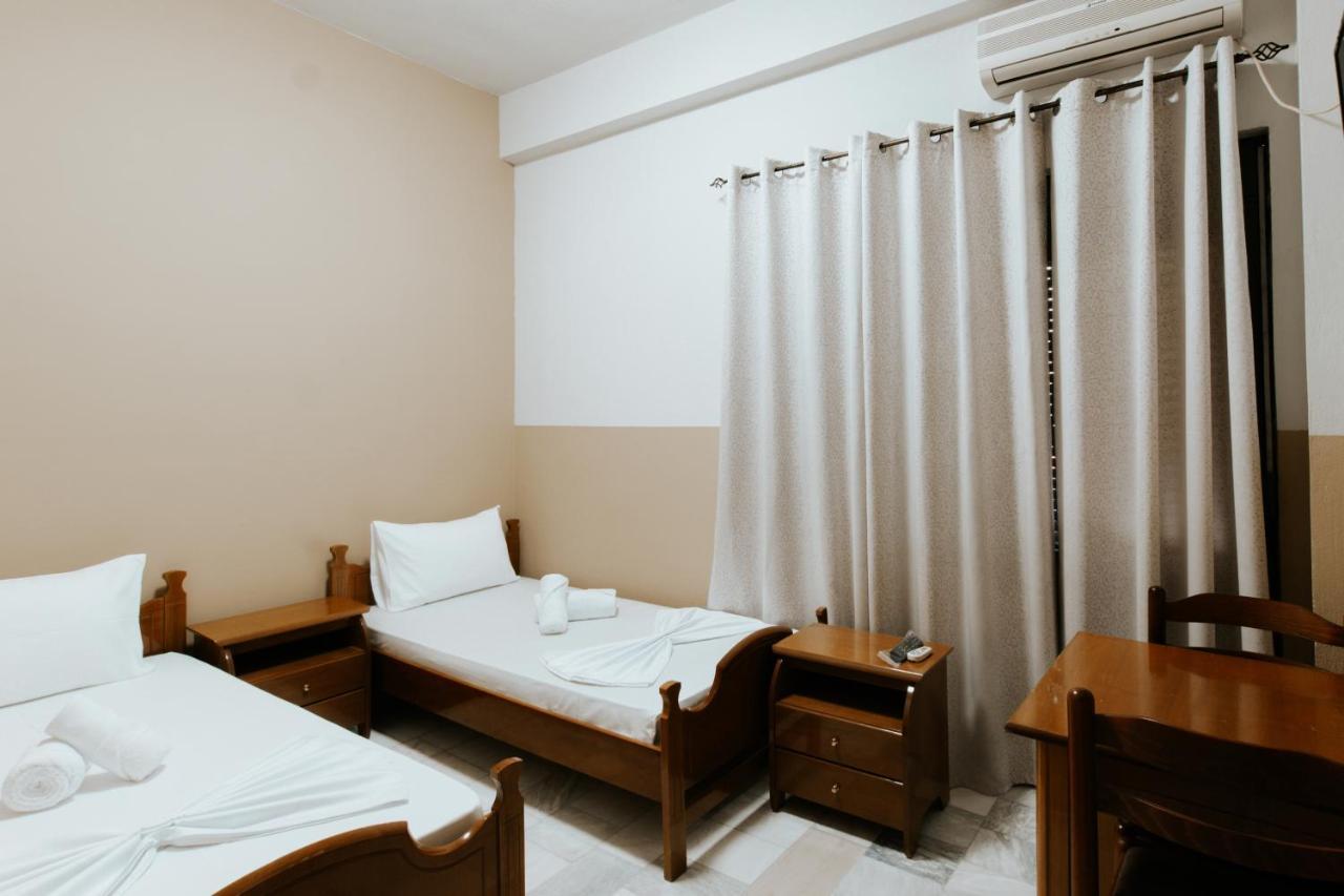 Hotel Lunxheria Gjirokaster Ngoại thất bức ảnh