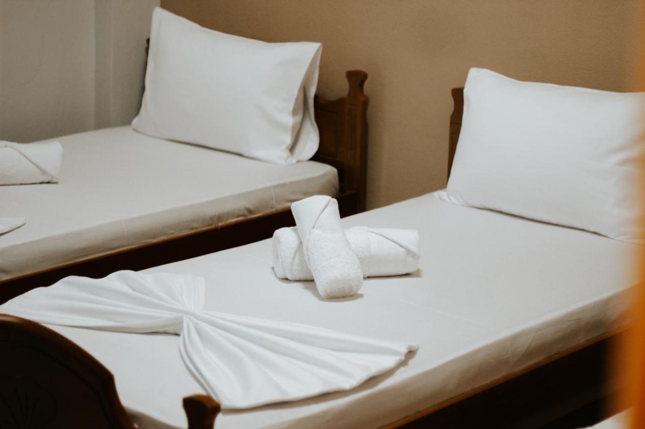 Hotel Lunxheria Gjirokaster Ngoại thất bức ảnh