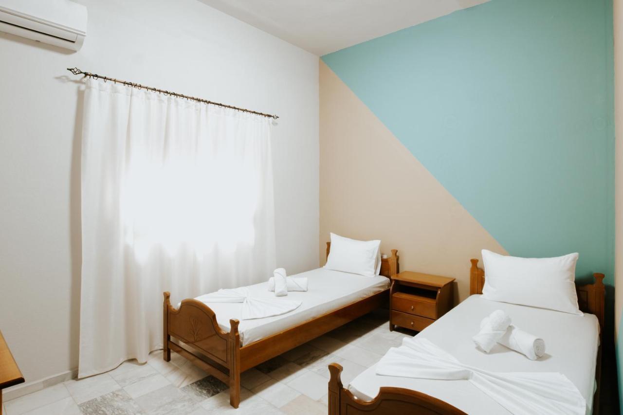 Hotel Lunxheria Gjirokaster Ngoại thất bức ảnh