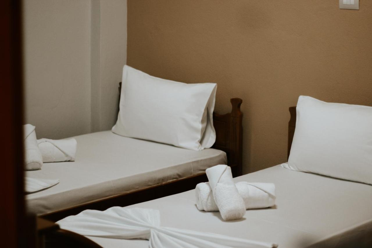 Hotel Lunxheria Gjirokaster Ngoại thất bức ảnh